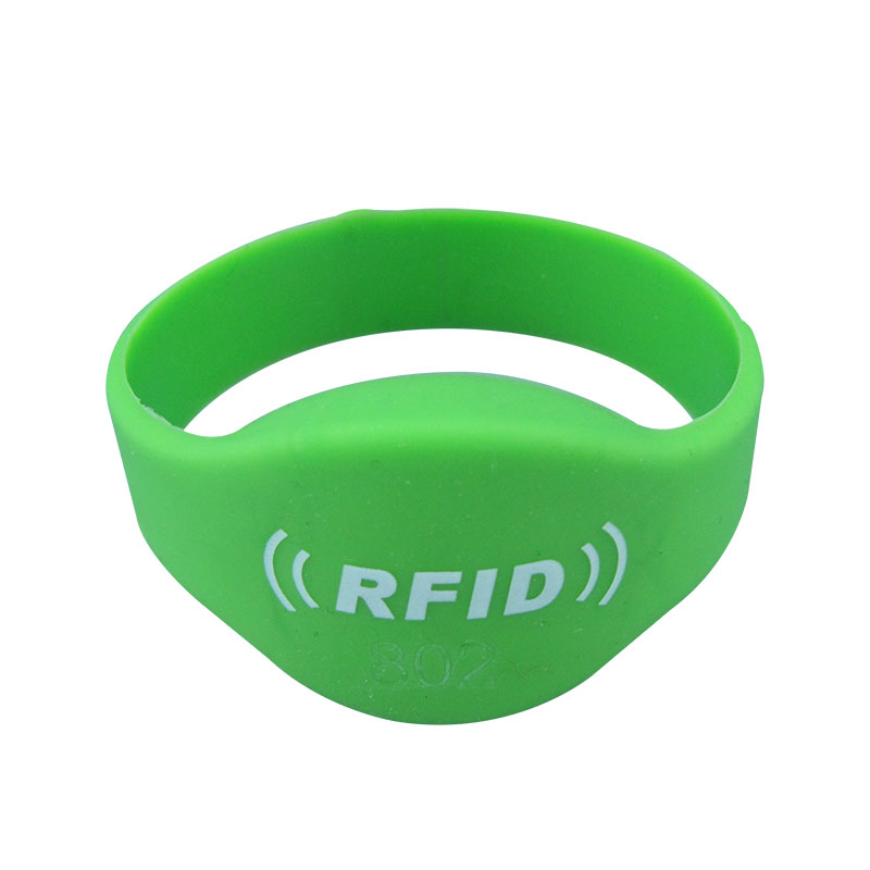 125 KHZ TK4100 Tragbares wasserdichtes Silikon-RFID-Armband