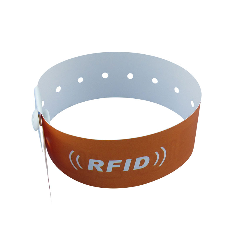 Was ist der Unterschied zwischen RFID-Armbändern und Identifikationsarmbändern?